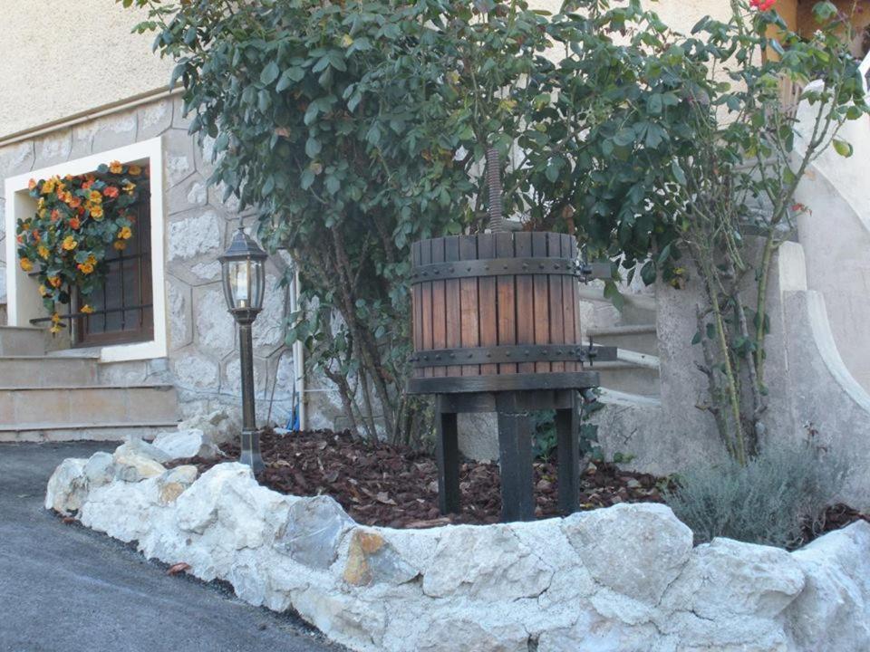 Lou Mas Dau Paigran Bed and Breakfast Saint-Blaise  Buitenkant foto