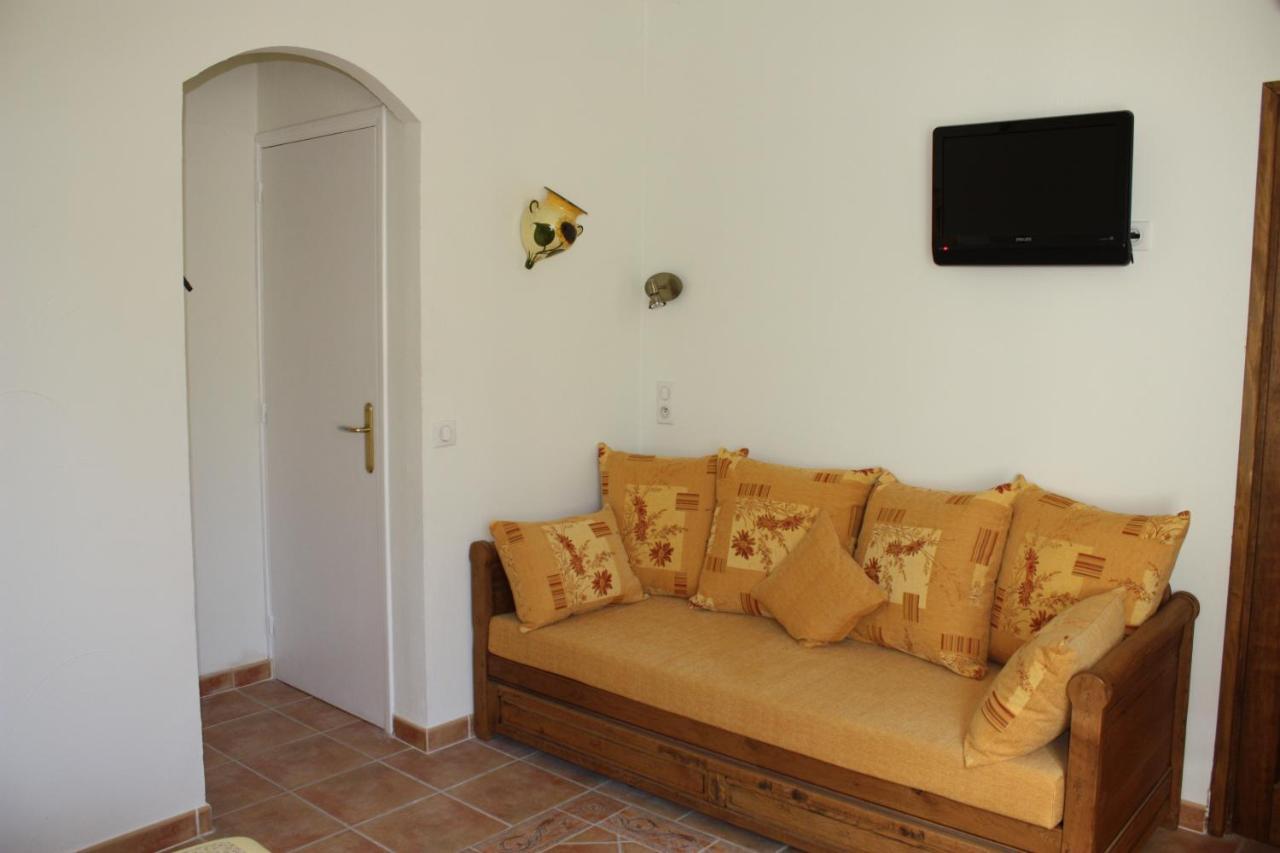 Lou Mas Dau Paigran Bed and Breakfast Saint-Blaise  Buitenkant foto